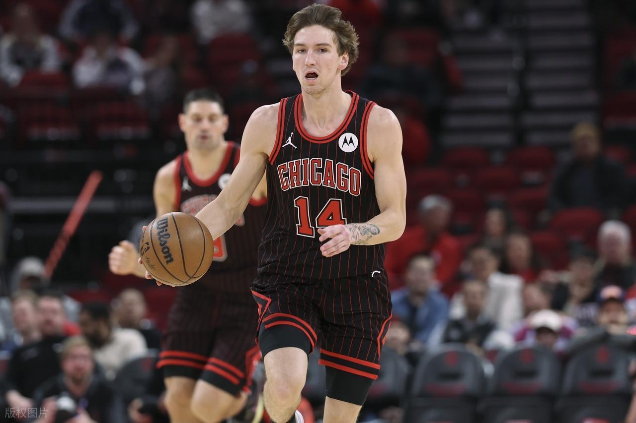 开云娱乐-重返西部前六！杜兰特屠牛！火箭探花自我救赎，申京复出最佳一战