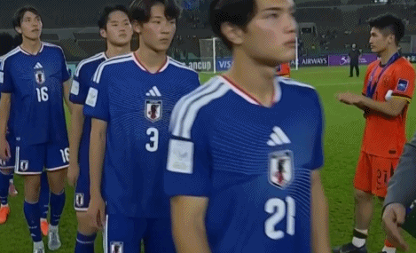 开云APP下载-中国U23赛后1举动获日本球迷大赞：中国足球没那么糟糕！
